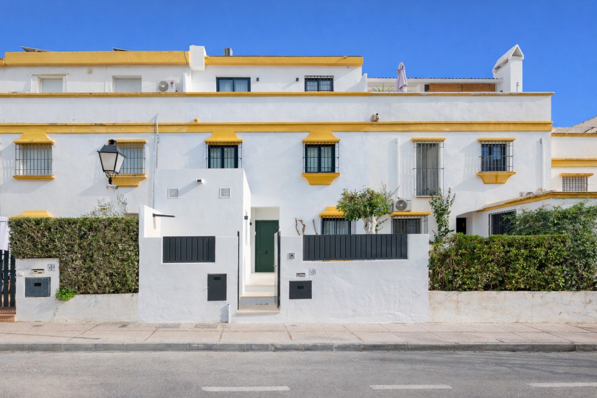 Wiederverkauf - Villa - Marbella - The Golden Mile