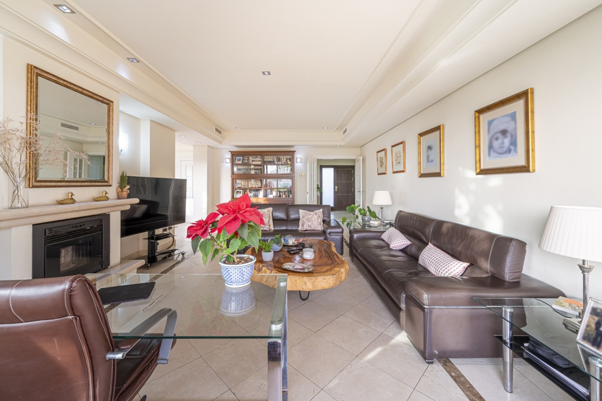 Wiederverkauf - Villa - Marbella - The Golden Mile