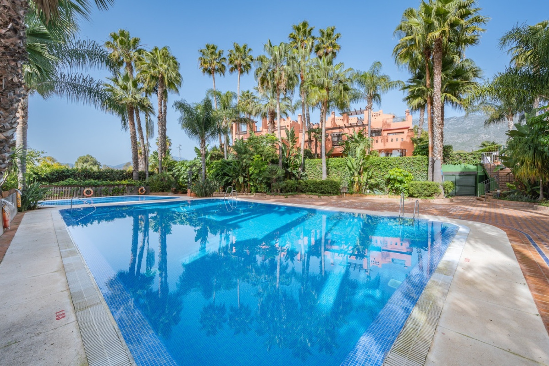Wiederverkauf - Villa - Marbella - The Golden Mile