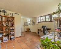 Wiederverkauf - Villa - Marbella - The Golden Mile