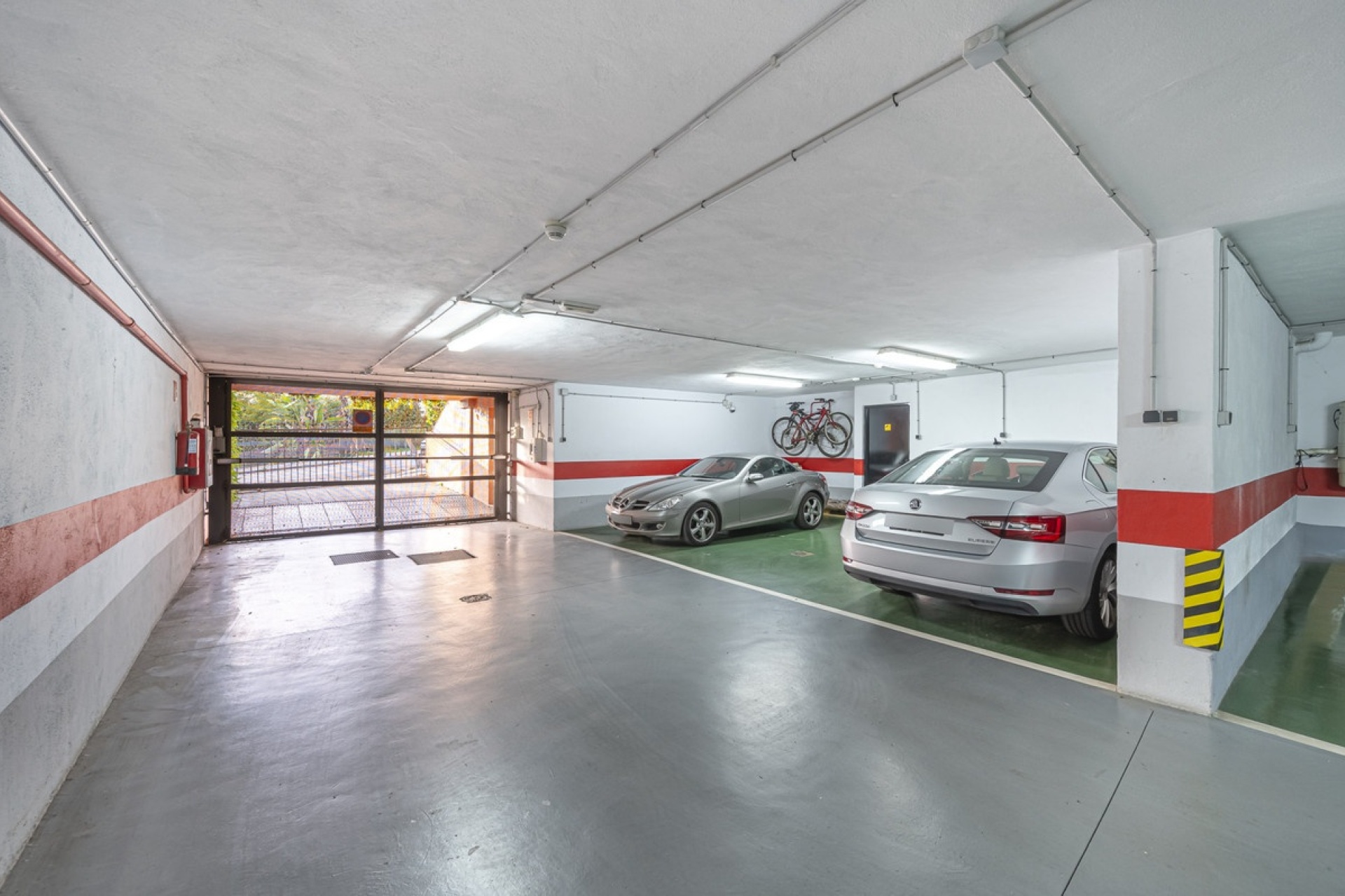 Wiederverkauf - Villa - Marbella - The Golden Mile