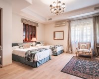 Wiederverkauf - Villa - Marbella - The Golden Mile