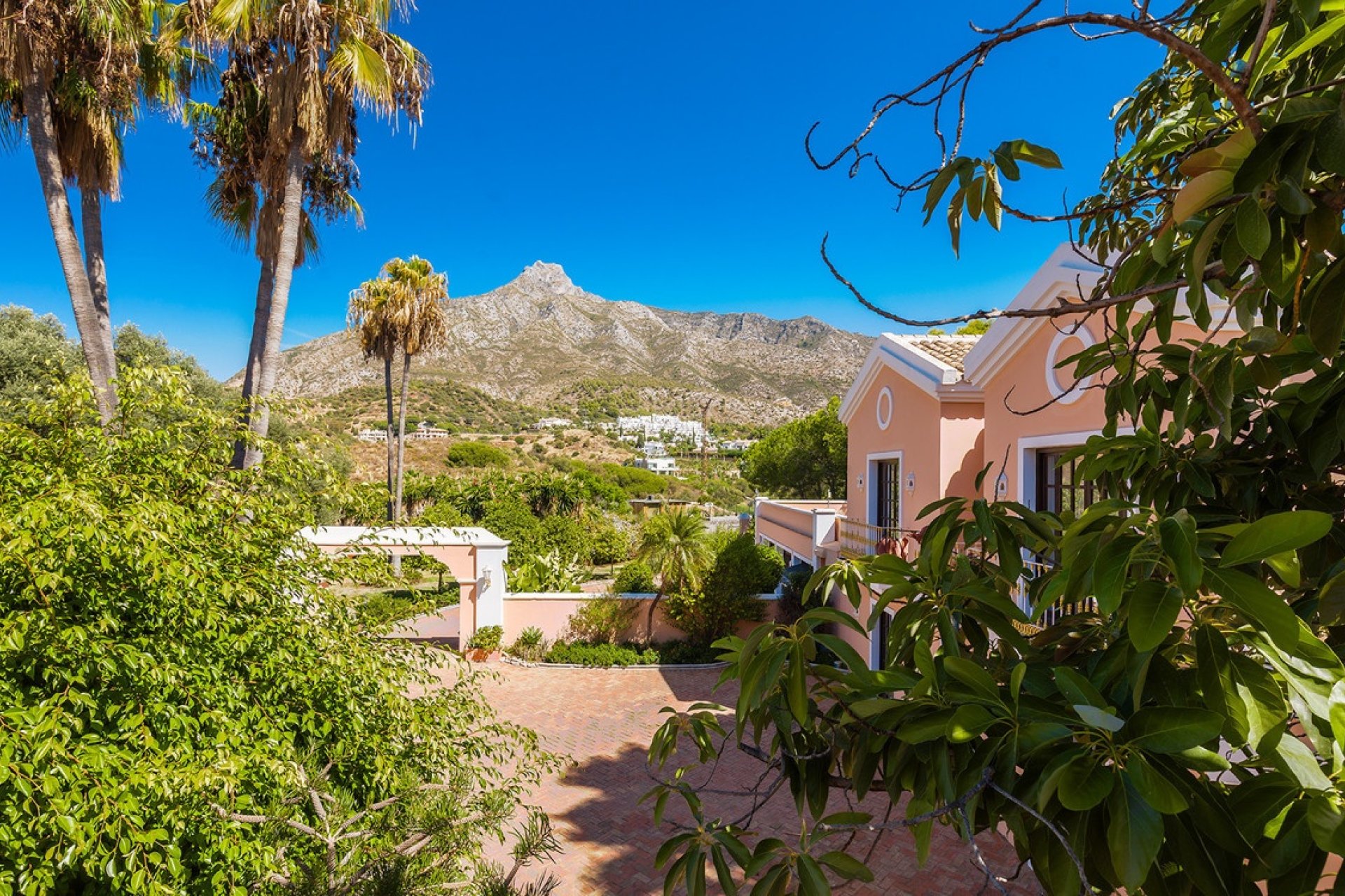 Wiederverkauf - Villa - Marbella - The Golden Mile