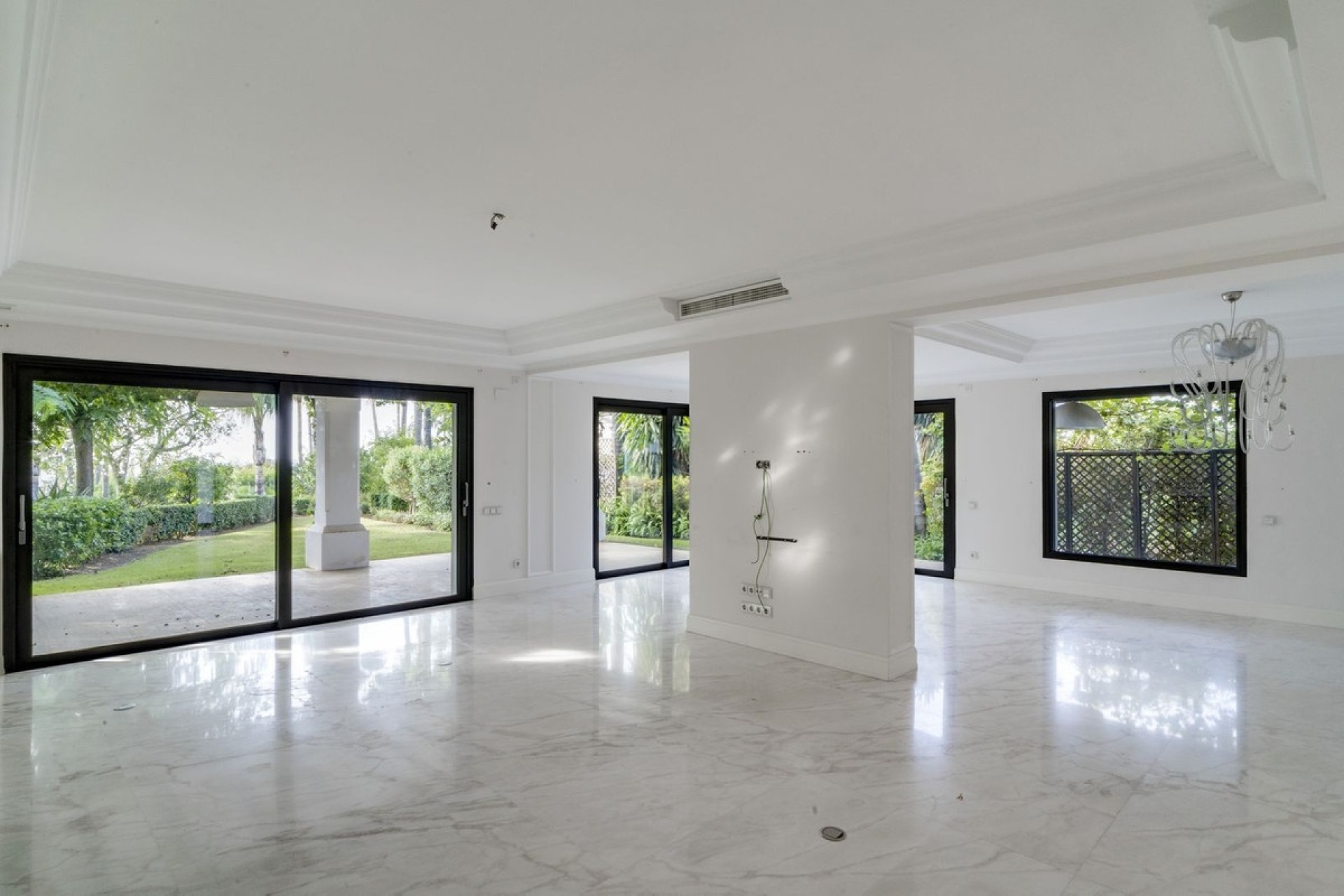 Wiederverkauf - Villa - Marbella - The Golden Mile