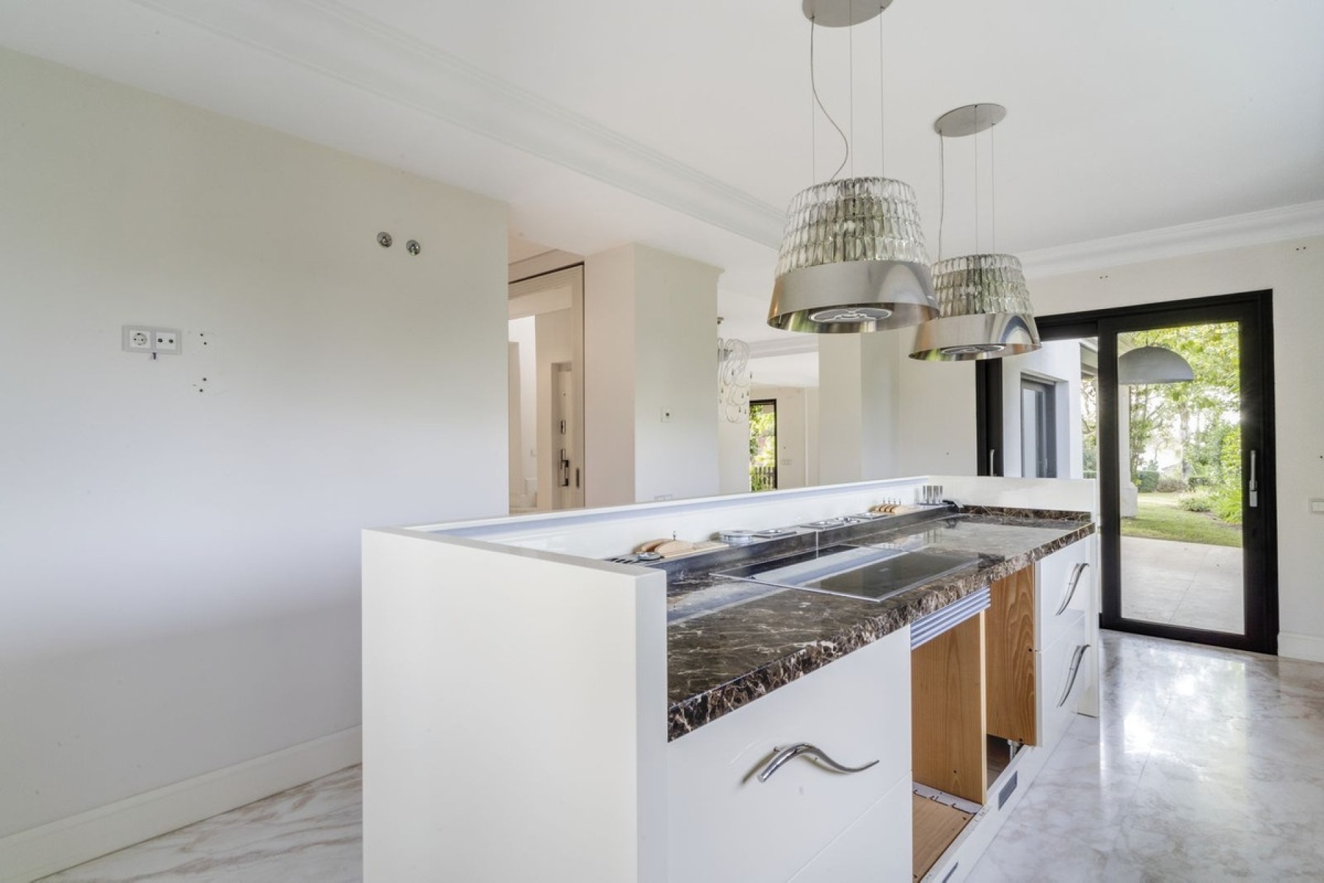 Wiederverkauf - Villa - Marbella - The Golden Mile