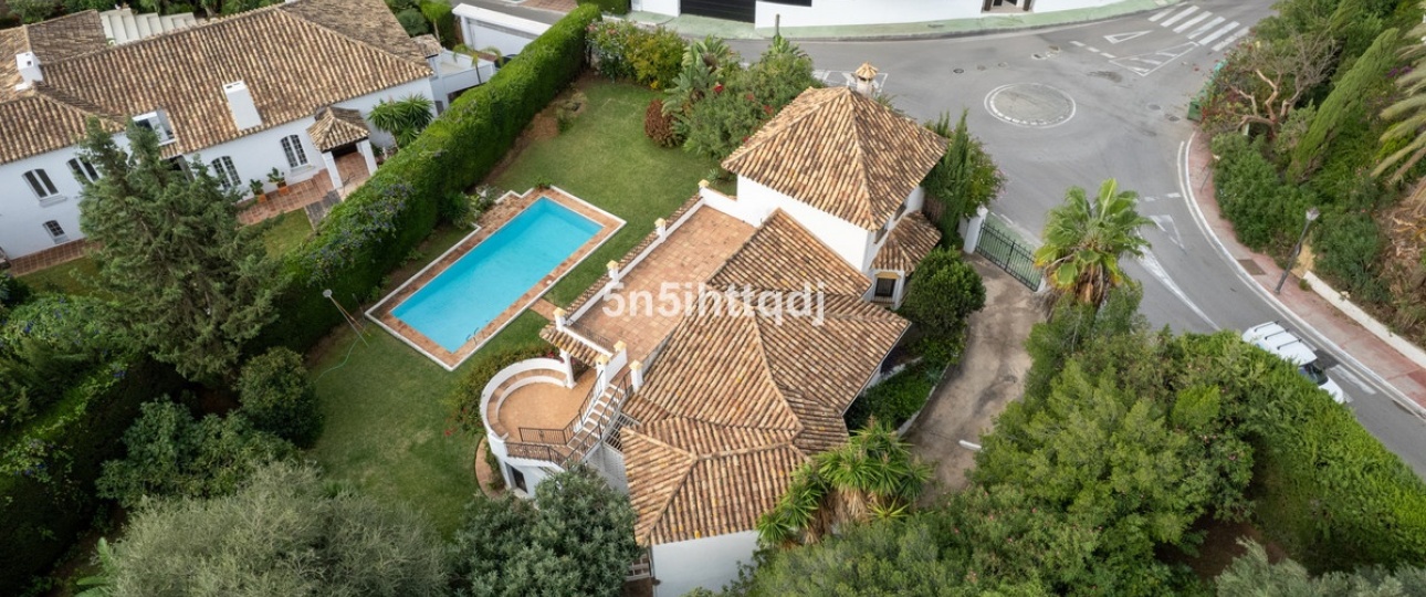 Wiederverkauf - Villa - Marbella - The Golden Mile