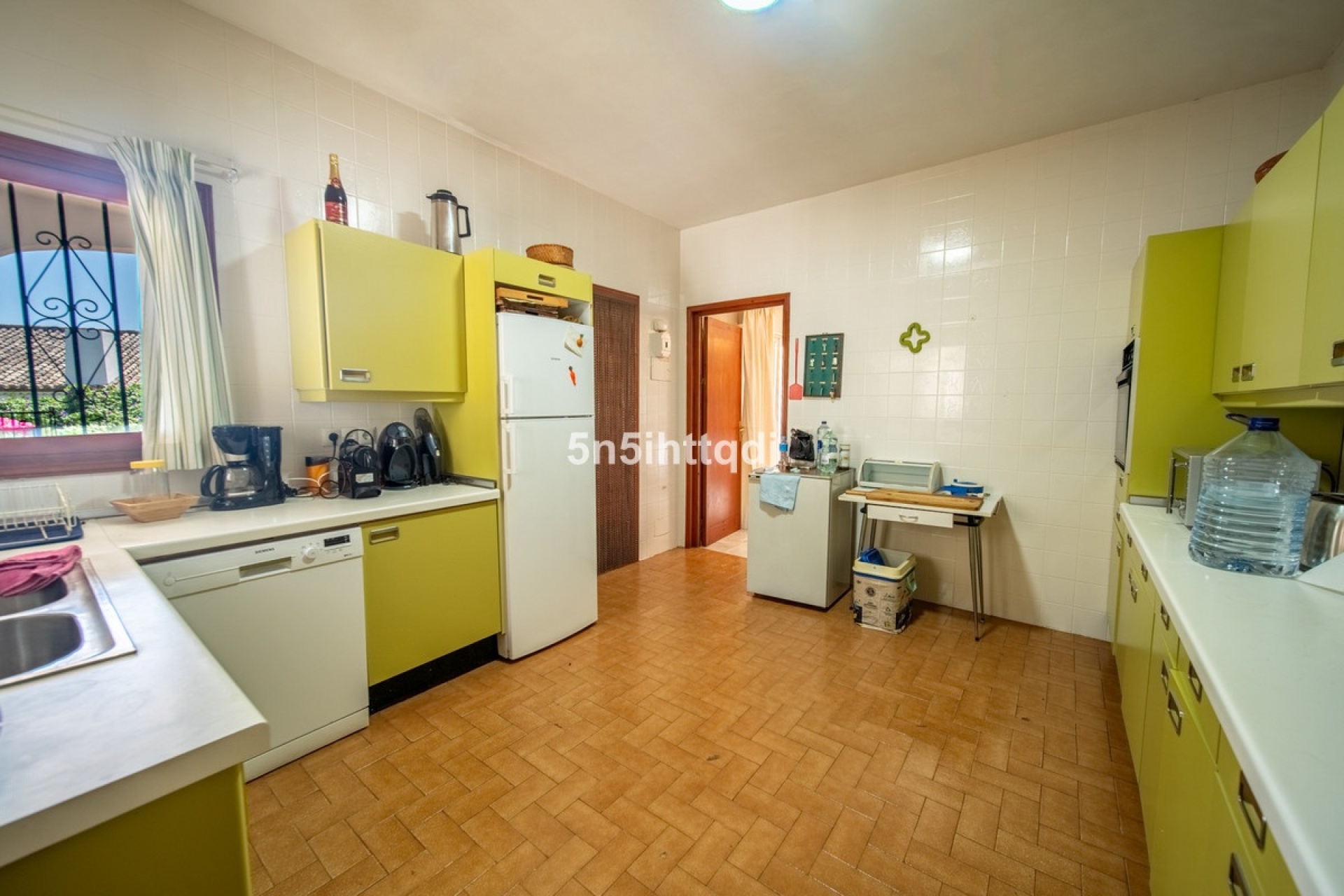 Wiederverkauf - Villa - Marbella - The Golden Mile