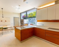 Wiederverkauf - Villa - Marbella - The Golden Mile