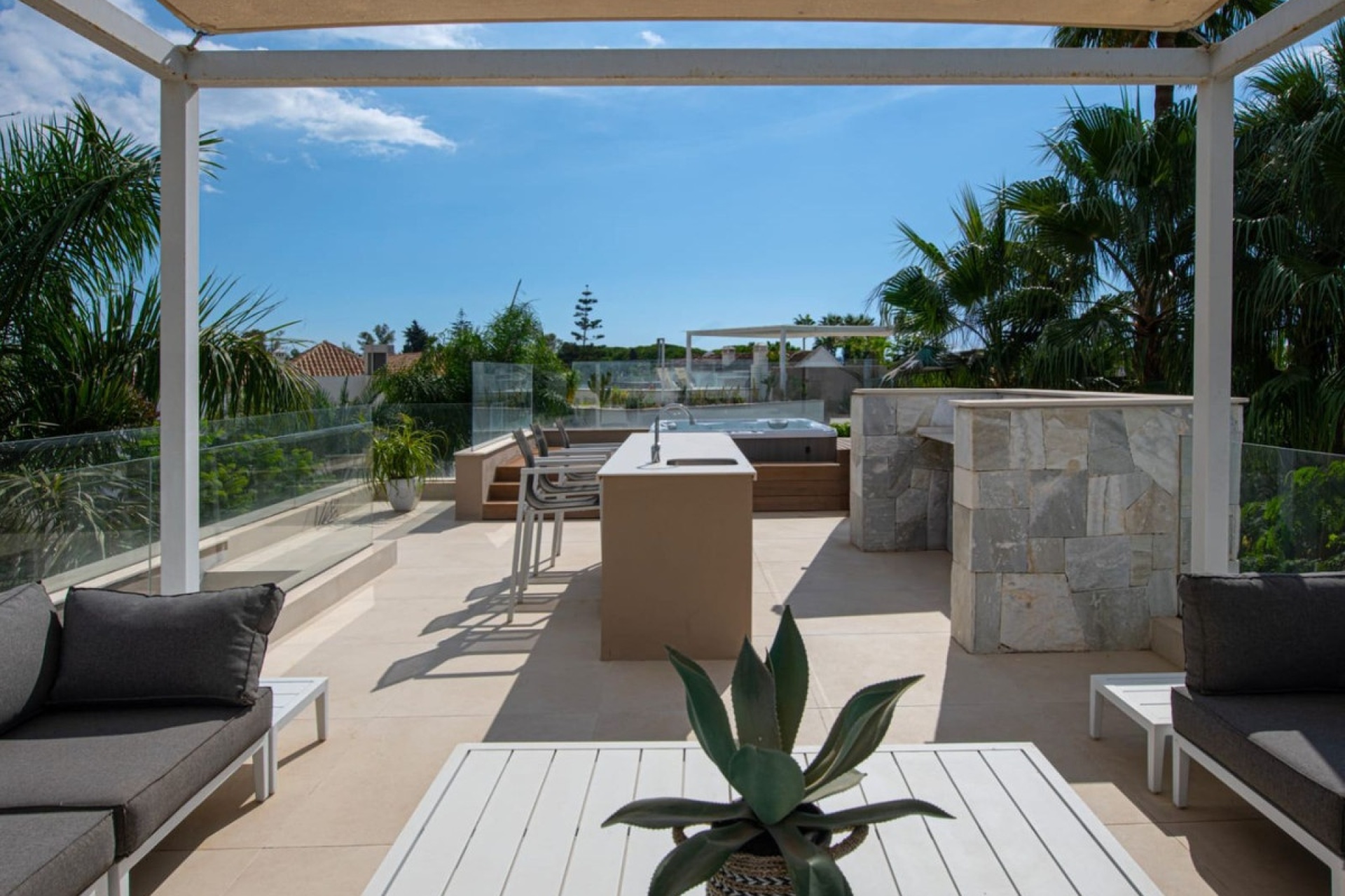 Wiederverkauf - Villa - Marbella - The Golden Mile