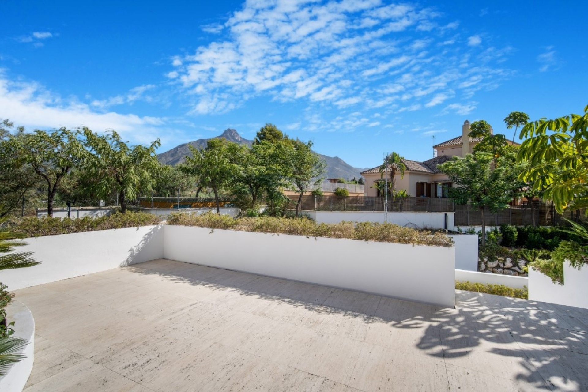 Wiederverkauf - Villa - Marbella - The Golden Mile