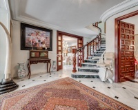 Wiederverkauf - Villa - Marbella - The Golden Mile