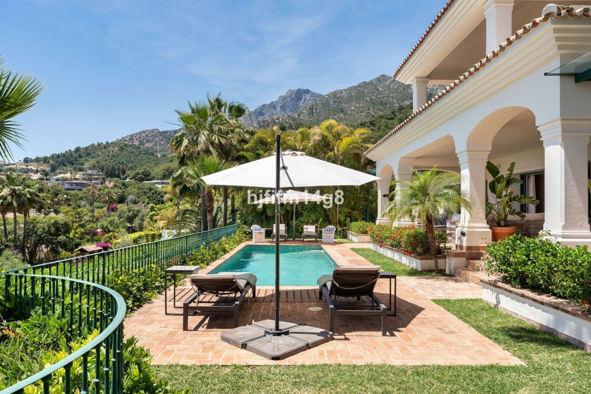 Wiederverkauf - Villa - Marbella - The Golden Mile