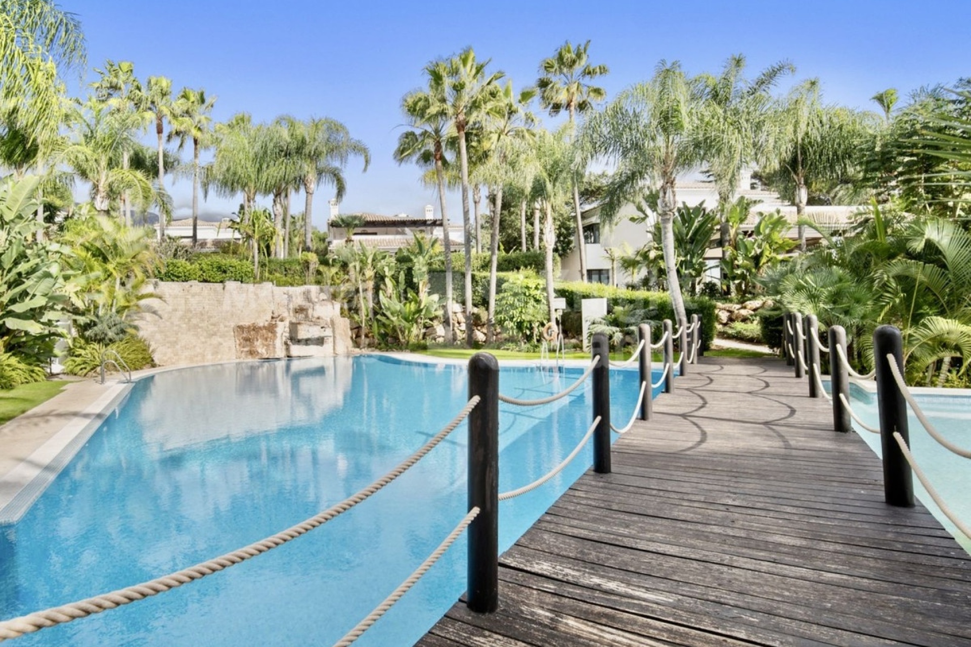 Wiederverkauf - Villa - Marbella - The Golden Mile