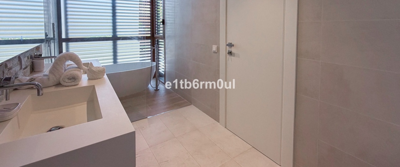 Wiederverkauf - Villa - Marbella - The Golden Mile