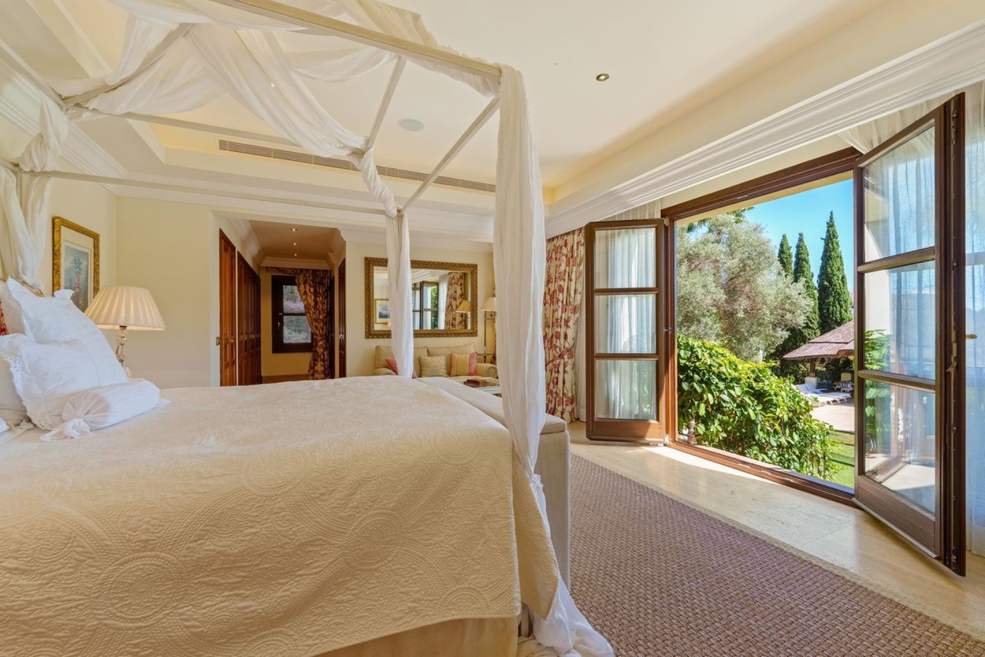 Wiederverkauf - Villa - Marbella - The Golden Mile