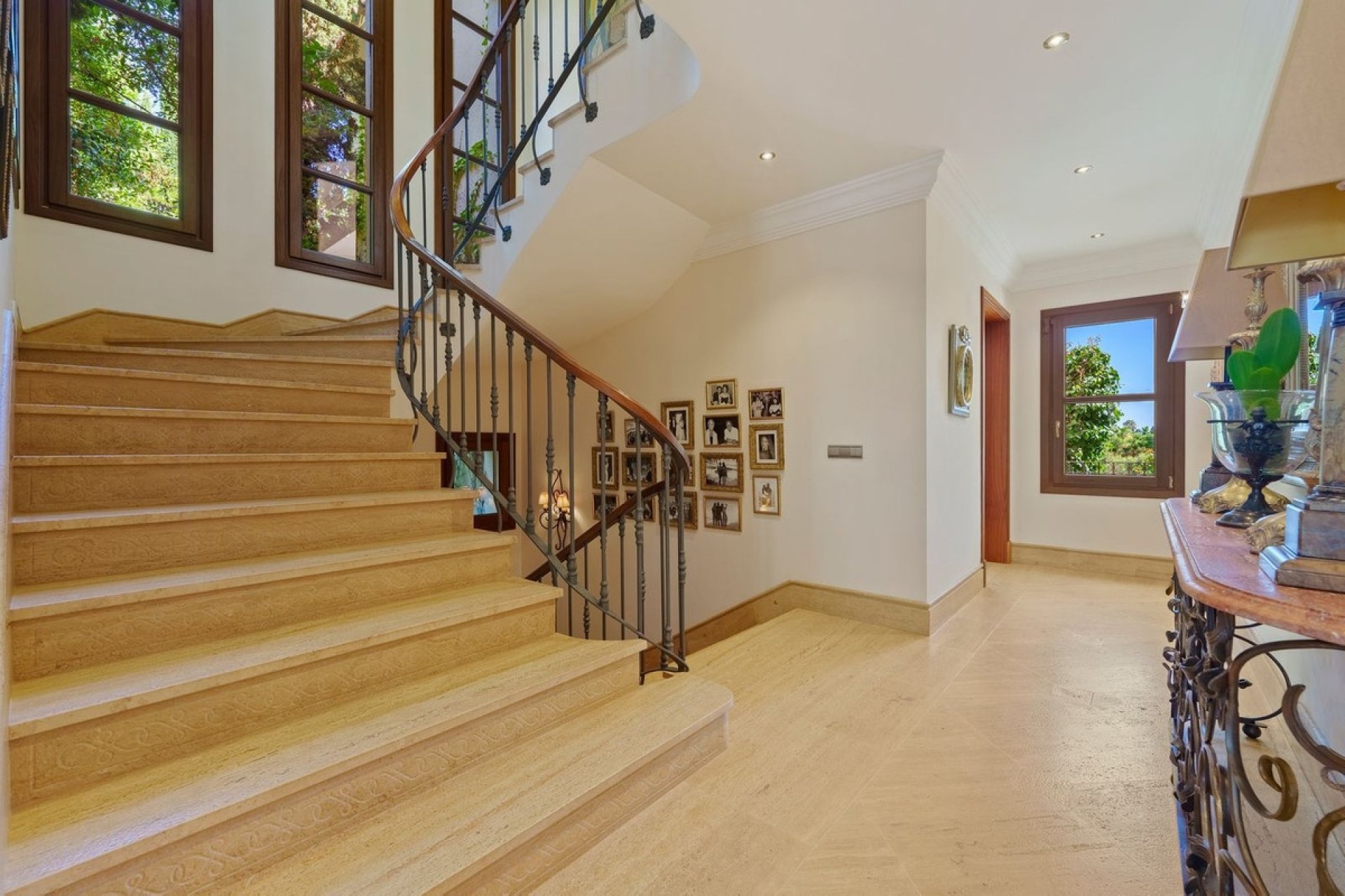 Wiederverkauf - Villa - Marbella - The Golden Mile