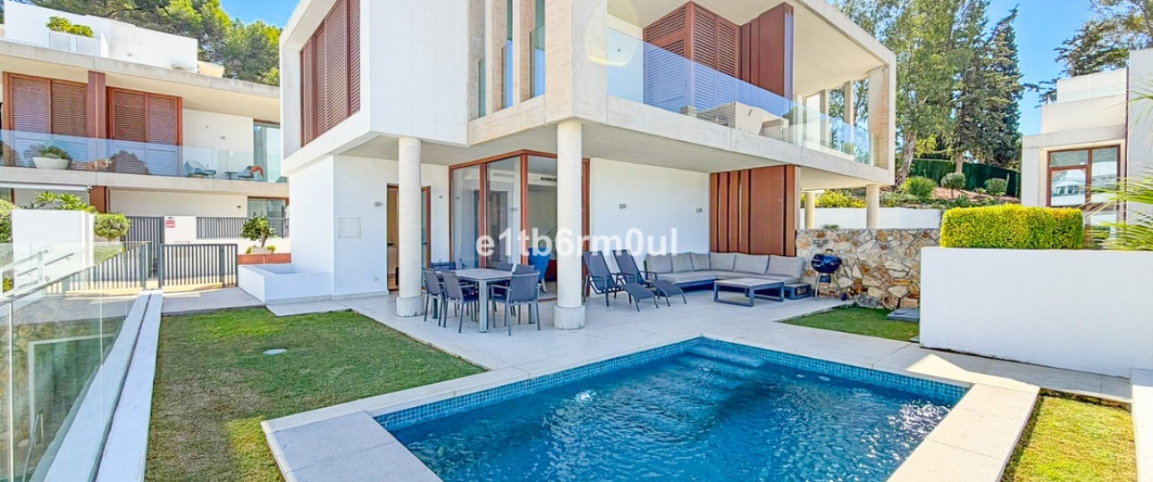 Wiederverkauf - Villa - Marbella - The Golden Mile