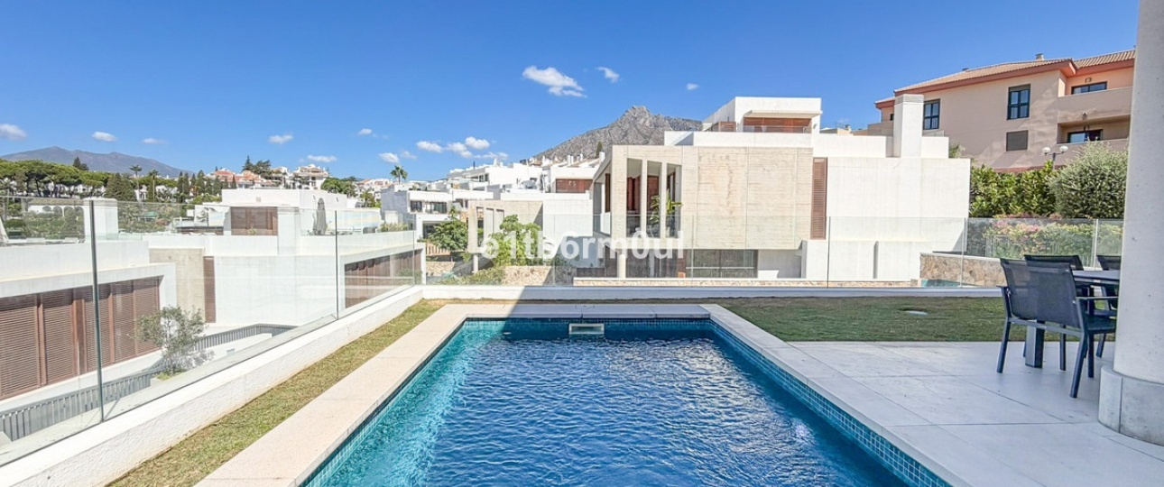 Wiederverkauf - Villa - Marbella - The Golden Mile