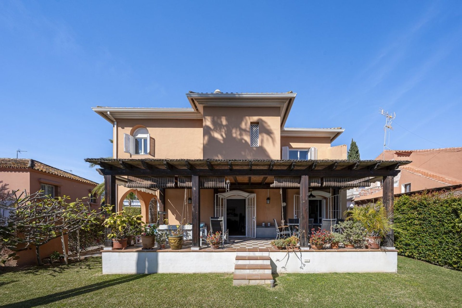 Wiederverkauf - Villa - Marbella - The Golden Mile