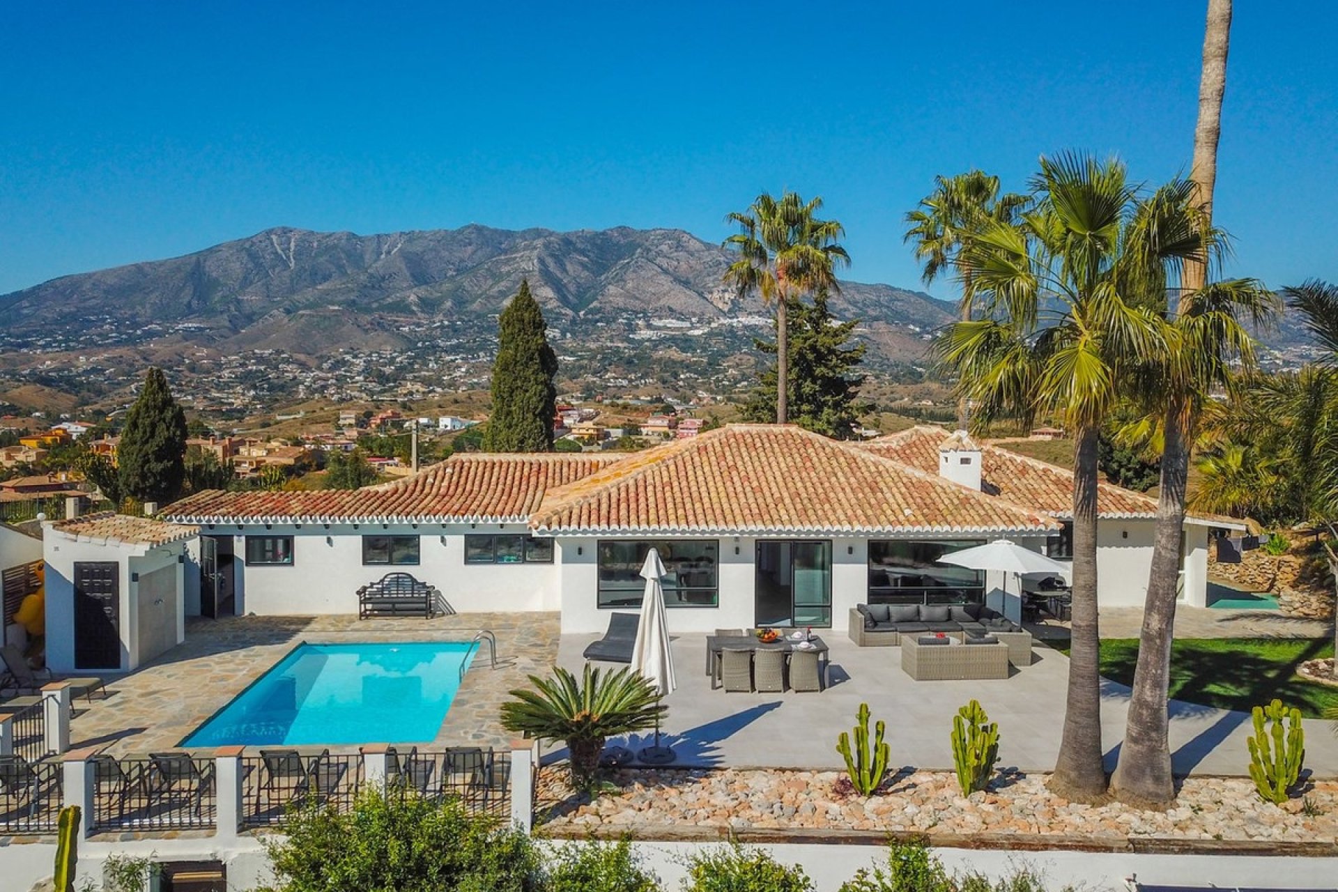 Wiederverkauf - Villa - Mijas - Sierrezuela