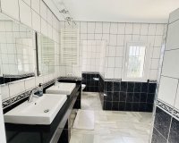 Wiederverkauf - Villa - Mijas - Valtocado
