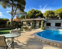 Wiederverkauf - Villa - Orihuela - Campoamor