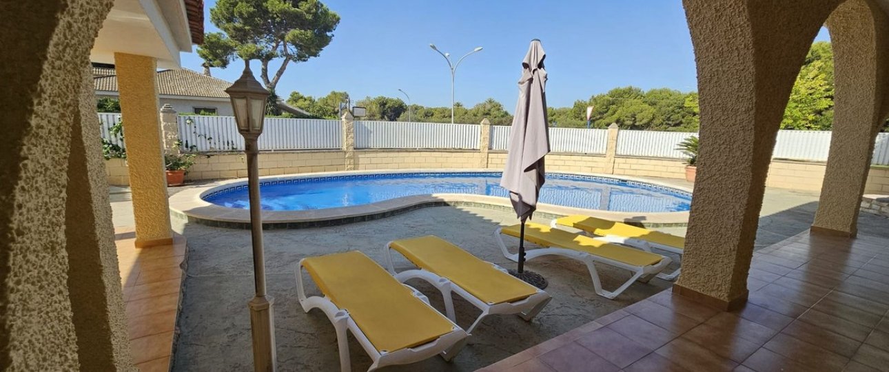 Wiederverkauf - Villa - Orihuela - Campoamor
