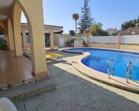 Wiederverkauf - Villa - Orihuela - Campoamor