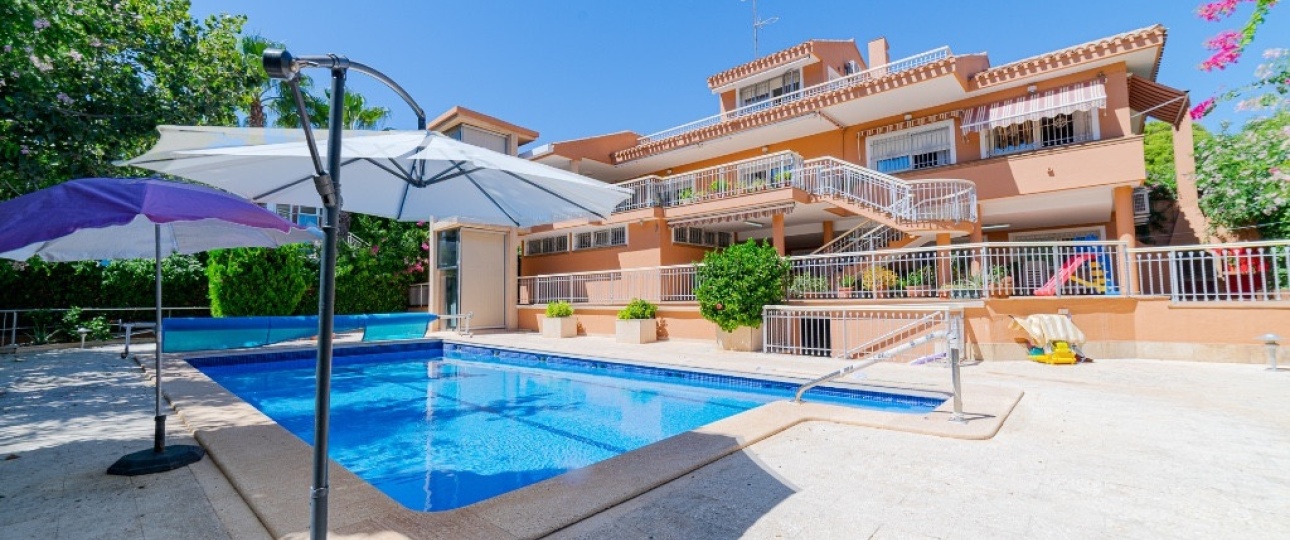 Wiederverkauf - Villa - Orihuela - Campoamor