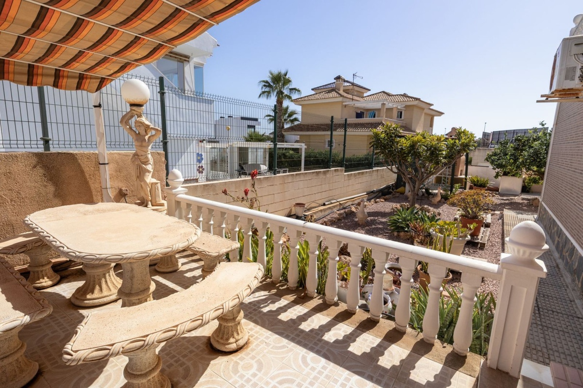 Wiederverkauf - Villa - Orihuela - La Regia