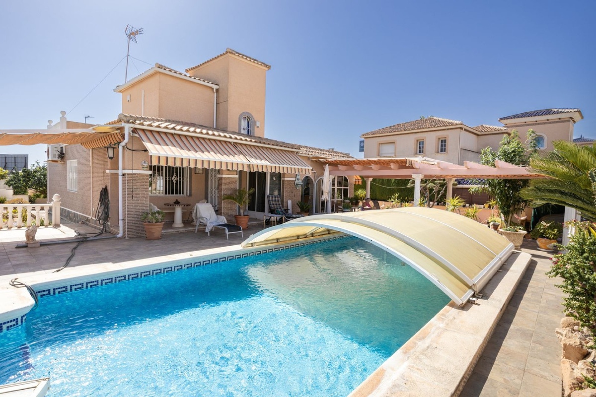 Wiederverkauf - Villa - Orihuela - La Regia