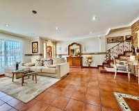 Wiederverkauf - Villa - Orihuela - La Zenia