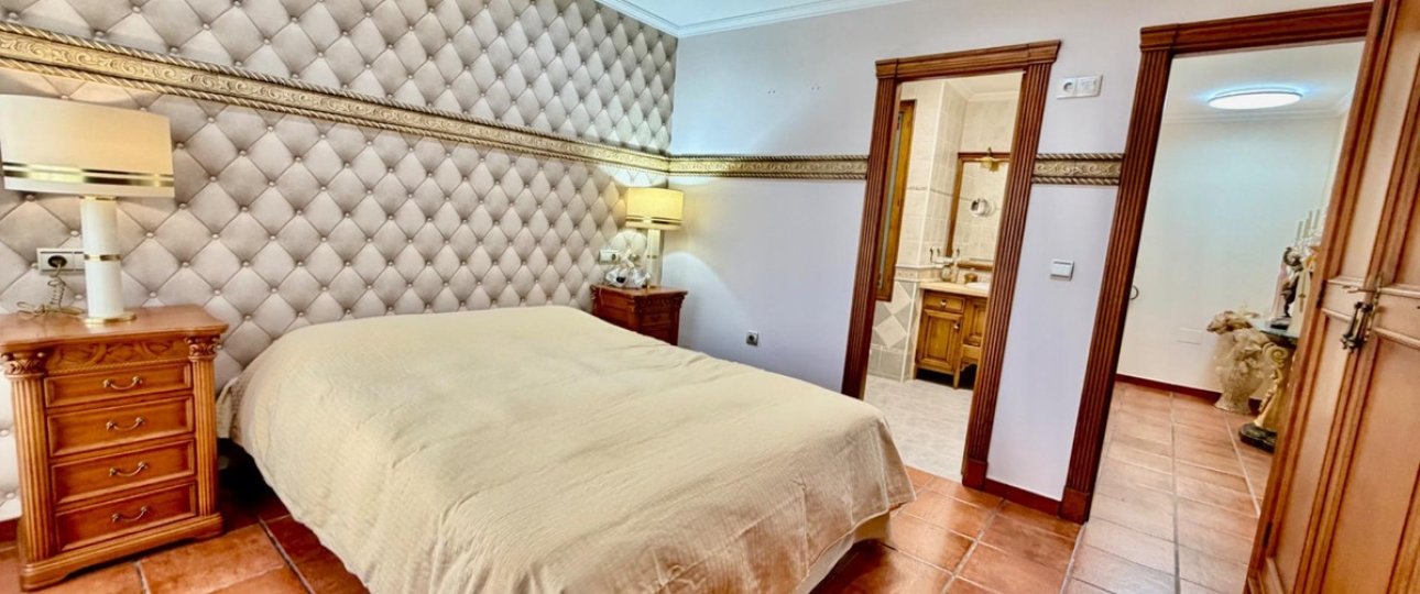 Wiederverkauf - Villa - Orihuela - La Zenia
