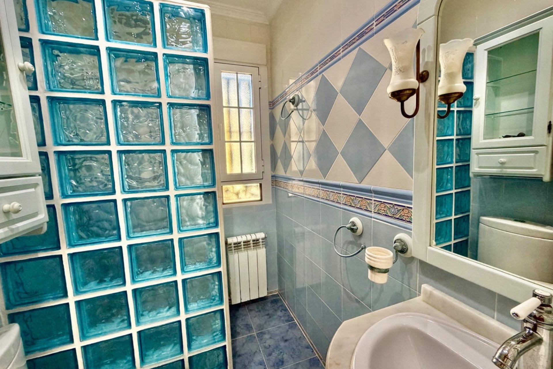 Wiederverkauf - Villa - Orihuela - La Zenia