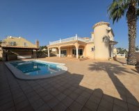 Wiederverkauf - Villa - Orihuela - La Zenia