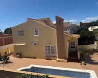 Wiederverkauf - Villa - Orihuela - La Zenia