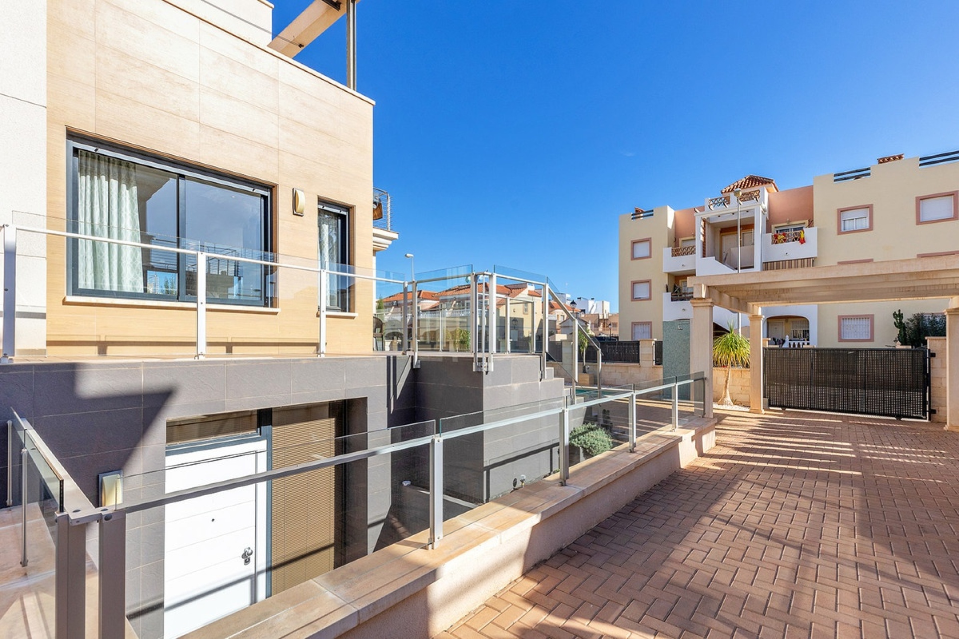 Wiederverkauf - Villa - Orihuela - La Zenia