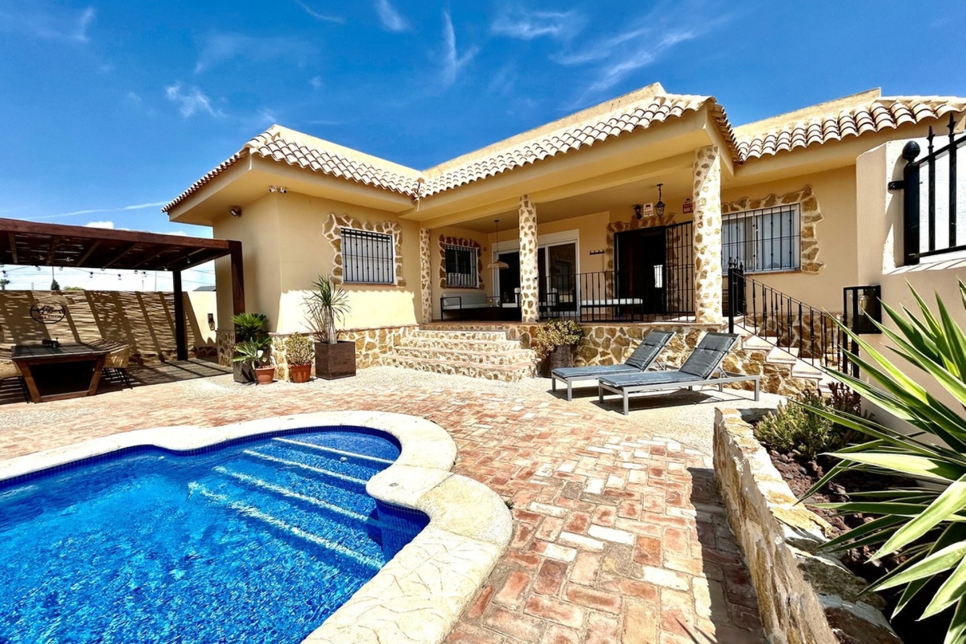 Wiederverkauf - Villa - Orihuela - La Zenia