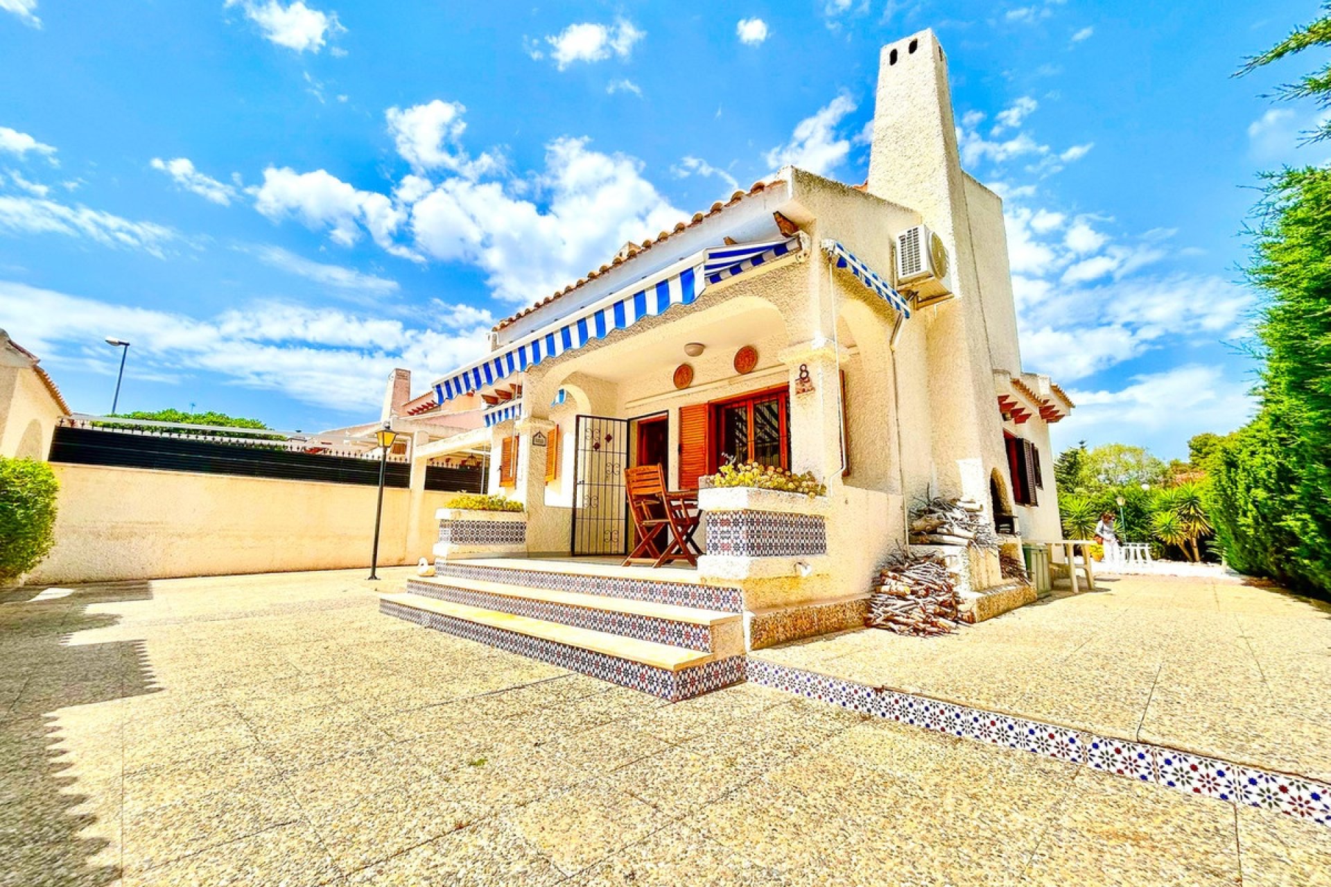 Wiederverkauf - Villa - Orihuela - La Zenia