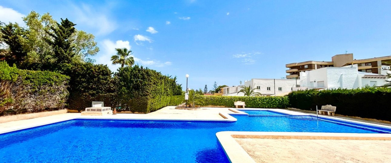 Wiederverkauf - Villa - Orihuela - La Zenia