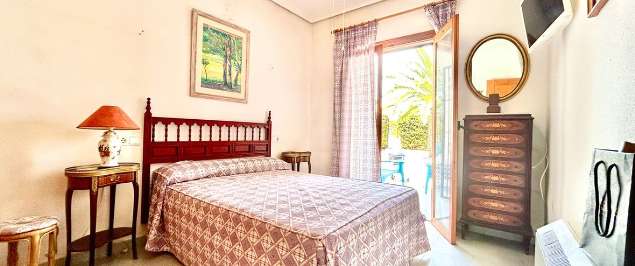 Wiederverkauf - Villa - Orihuela - La Zenia