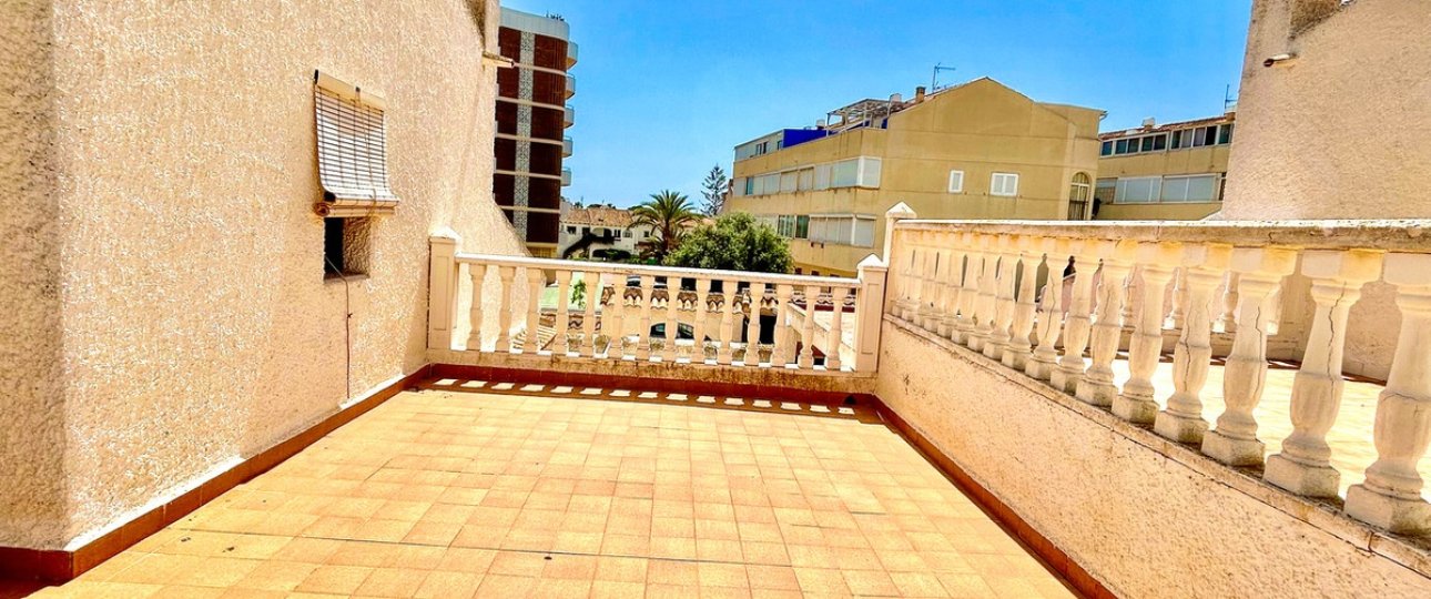 Wiederverkauf - Villa - Orihuela - La Zenia