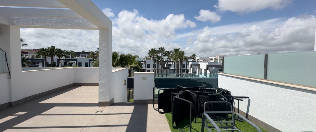 Wiederverkauf - Villa - Orihuela - La Zenia