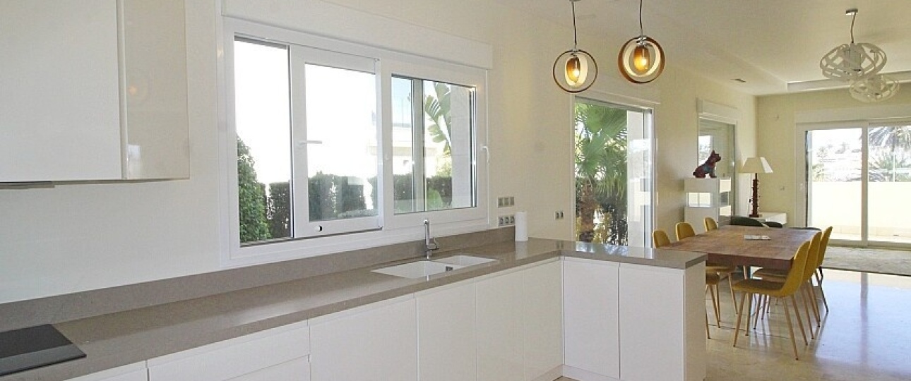 Wiederverkauf - Villa - Orihuela - La Zenia