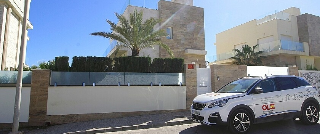 Wiederverkauf - Villa - Orihuela - La Zenia