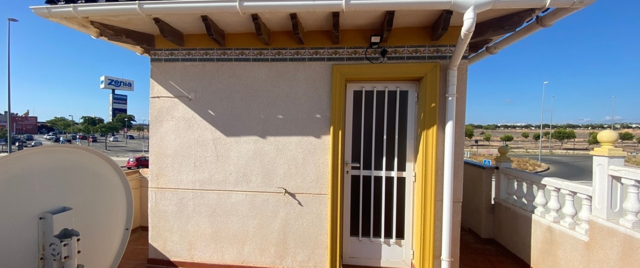 Wiederverkauf - Villa - Orihuela - La Zenia