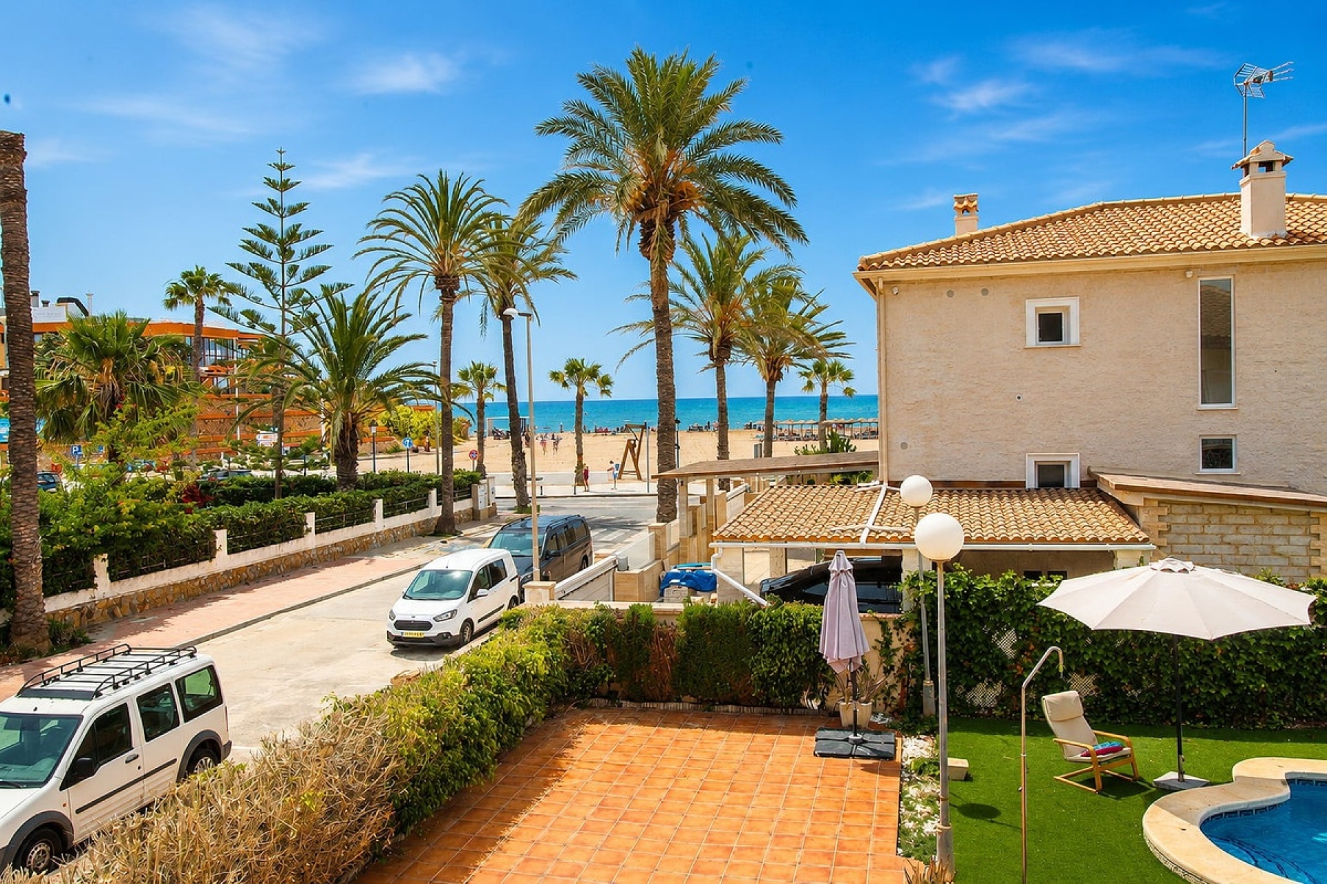 Wiederverkauf - Villa - Orihuela - La Zenia
