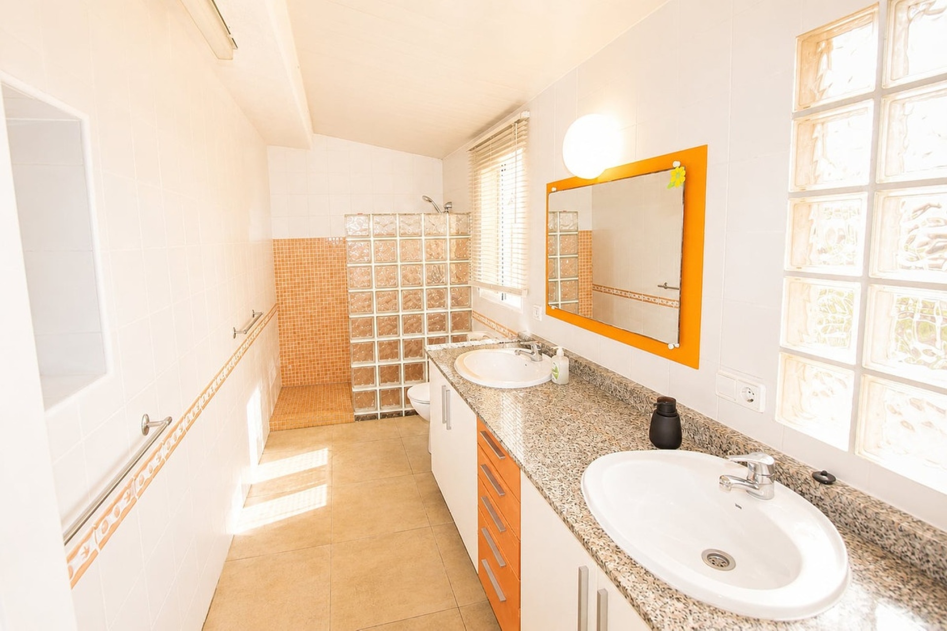 Wiederverkauf - Villa - Orihuela - La Zenia