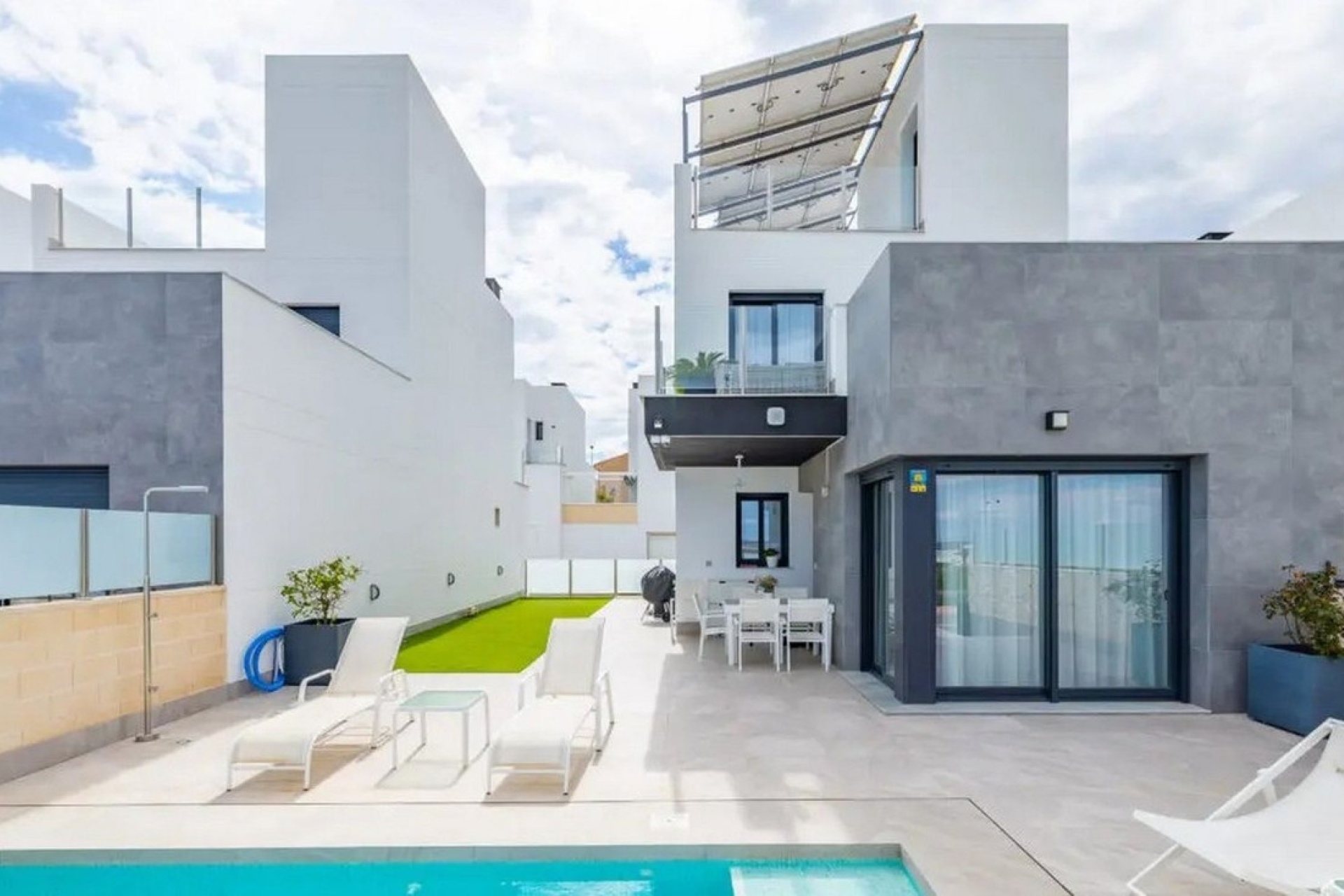 Wiederverkauf - Villa - Orihuela - Los Balcones