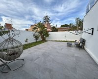 Wiederverkauf - Villa - Orihuela - Los Balcones